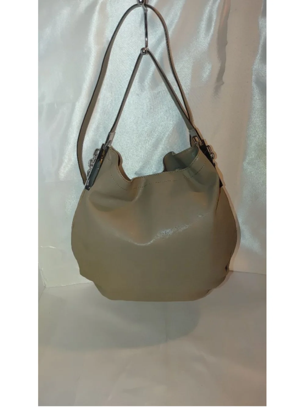 Michael Kors Lillie Large Leather Hobo Bag